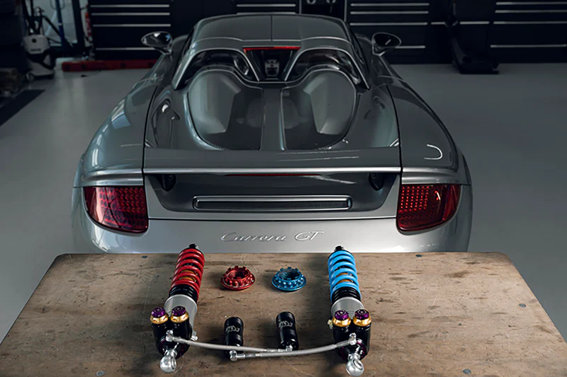 KW 04-05 Porsche Carrera GT Special Edition HLS4 V5 Coilover Kit w/ Red & Blue Springs - Image 9
