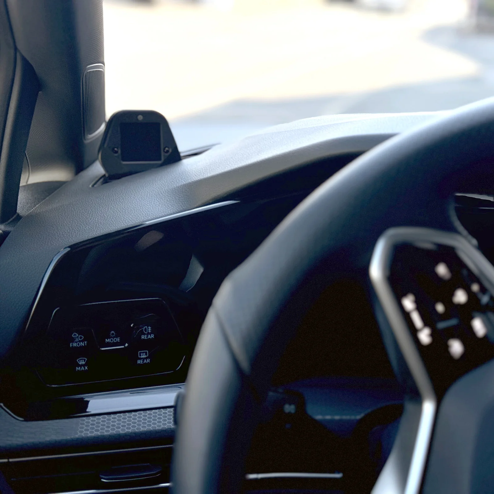 VADPro VAD15 for VW Golf MK8 - Image 4